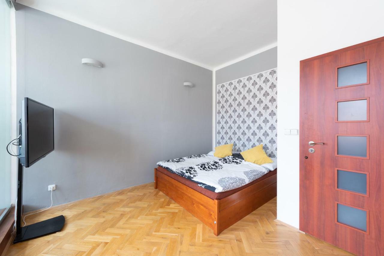 Modern Apartment Few Steps From Centre Praha Eksteriør bilde